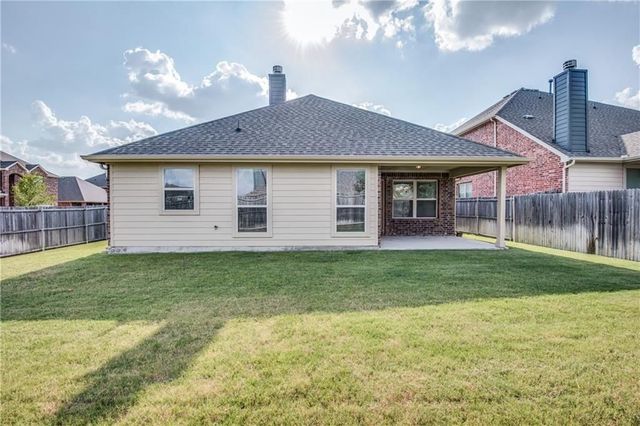 429 Roger Graves Circle, Mckinney, TX 75072