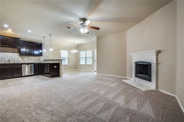 429 Roger Graves Circle, Mckinney, TX 75072