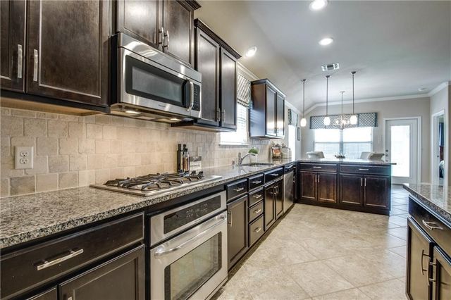 429 Roger Graves Circle, Mckinney, TX 75072
