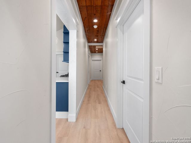 827 LEAL ST, San Antonio, TX 78207