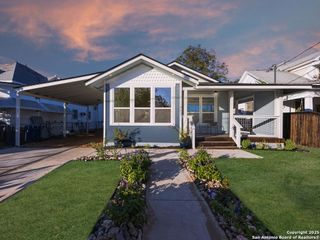 827 LEAL ST, San Antonio, TX 78207