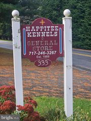 333 NEWCOMER RD, Windsor, PA 17366