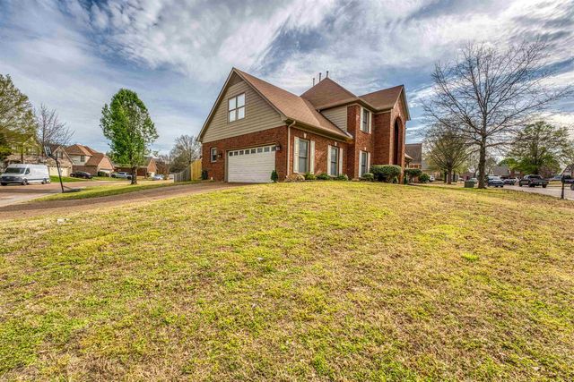 9711 CUTTER LN, Lakeland, TN 38002
