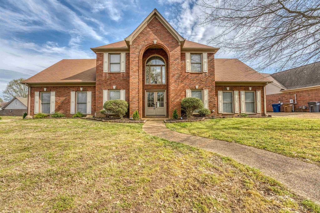 9711 CUTTER LN, Lakeland, TN 38002