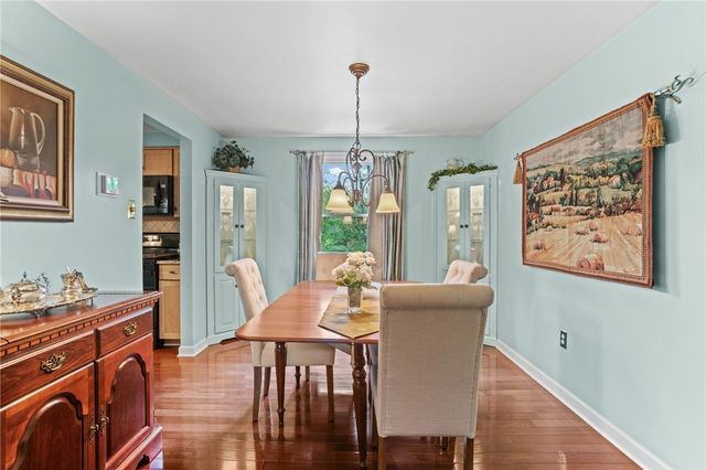 111 William Penn Circle, Leet Twp, PA 15143