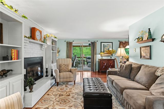 111 William Penn Circle, Leet Twp, PA 15143