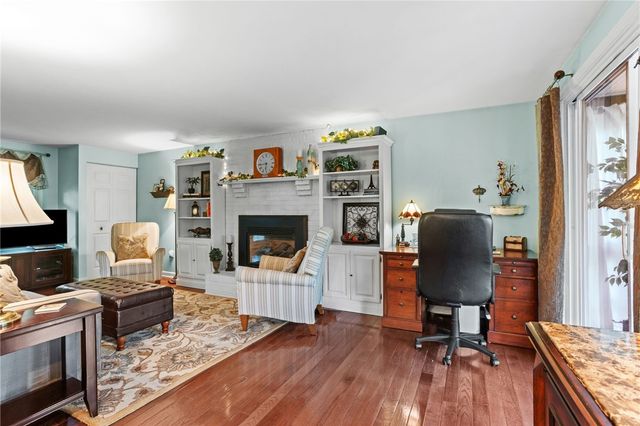 111 William Penn Circle, Leet Twp, PA 15143