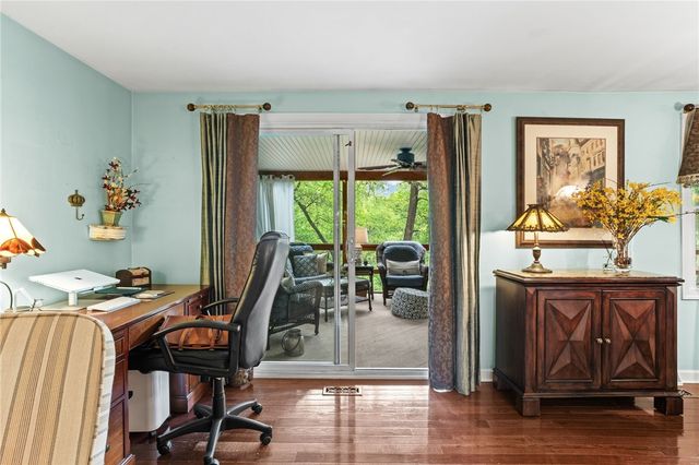 111 William Penn Circle, Leet Twp, PA 15143