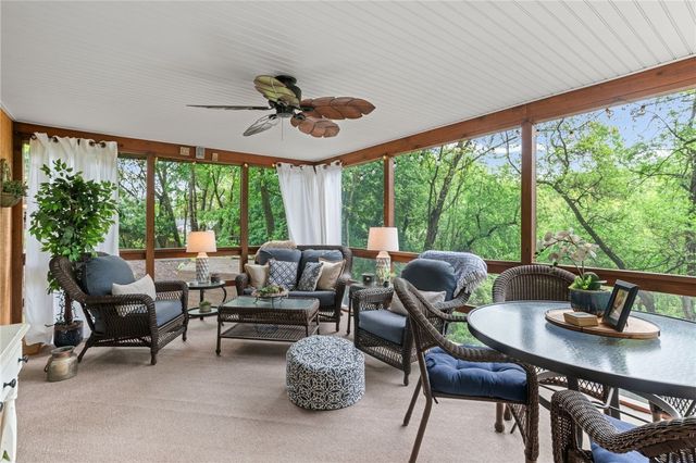 111 William Penn Circle, Leet Twp, PA 15143