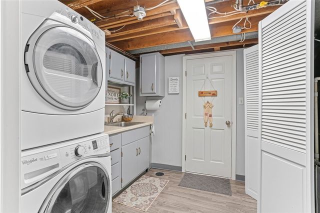 111 William Penn Circle, Leet Twp, PA 15143