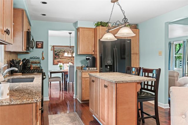 111 William Penn Circle, Leet Twp, PA 15143