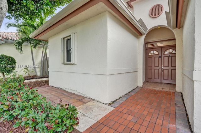 212 Citrus Trl, Boynton Beach, FL 33436