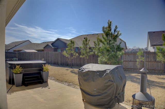 1655 E 139th Court S, Glenpool, OK 74033