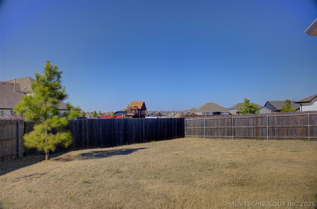 1655 E 139th Court S, Glenpool, OK 74033