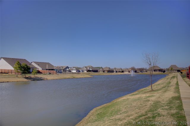 1655 E 139th Court S, Glenpool, OK 74033