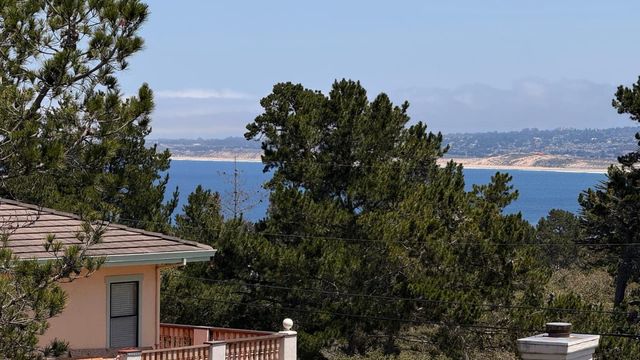 425 Via Del Rey, Monterey, CA 93940