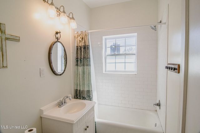 803 N Congress Street, C, Jackson, MS 39202