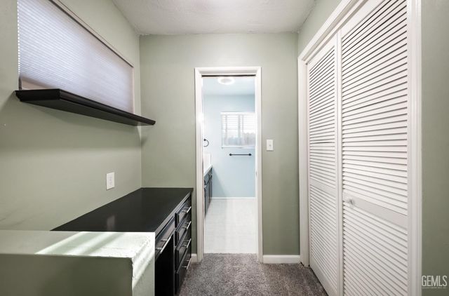 3207 Candlewood Drive, Bakersfield, CA 93306