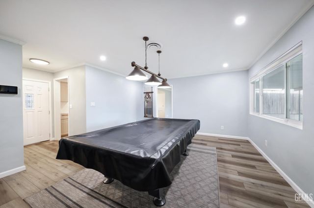 3207 Candlewood Drive, Bakersfield, CA 93306
