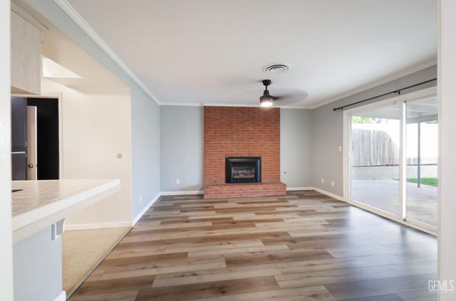 3207 Candlewood Drive, Bakersfield, CA 93306