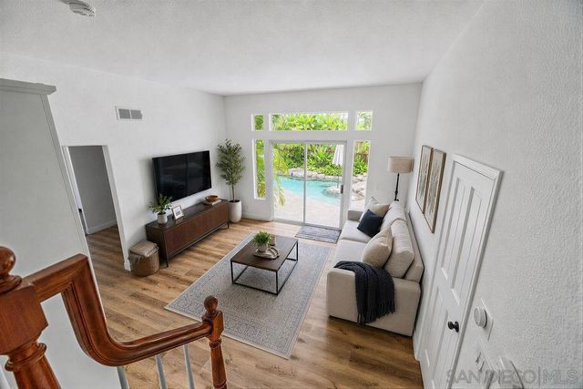 1348 Gilmore, Escondido, CA 92026