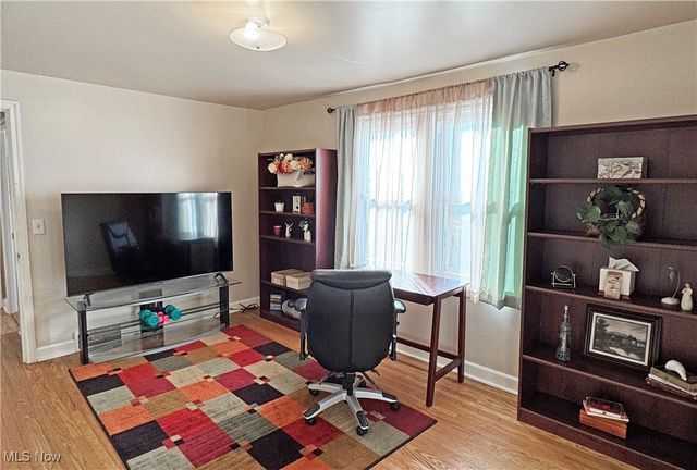 1921 Mount Vernon Boulevard NW, Canton, OH 44709