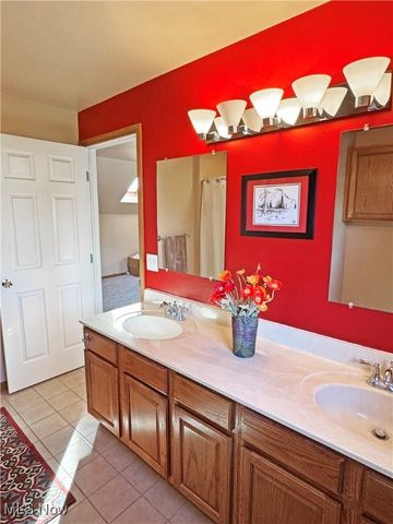 1921 Mount Vernon Boulevard NW, Canton, OH 44709