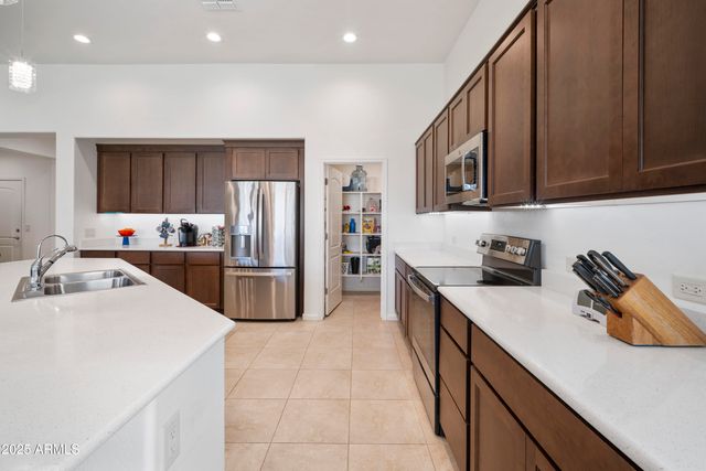 4826 W TORTOISE Drive, Eloy, AZ 85131