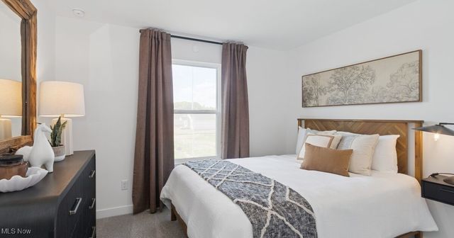 6039 Conneaut Light Drive, Vermilion, OH 44089