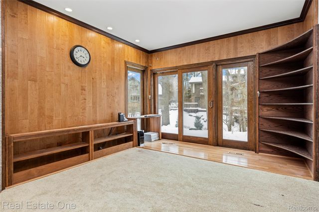 3095 Bloomfield Park Drive, West Bloomfield Charter Township, MI 48323