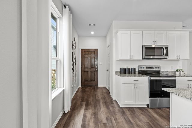 920 Heartseed Avenue, New Braunfels, TX 78130