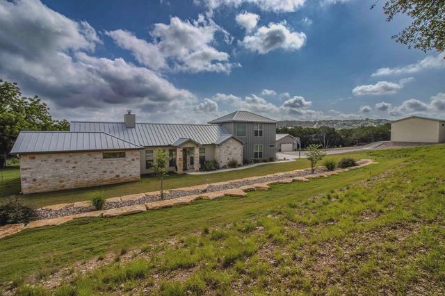 491 Stablewood Ln, Kerrville, TX 78028