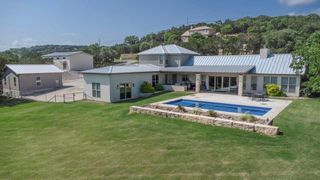 491 Stablewood Ln, Kerrville, TX 78028