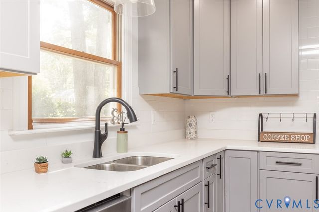 10541 Glencoe Rd, Henrico, VA 23060
