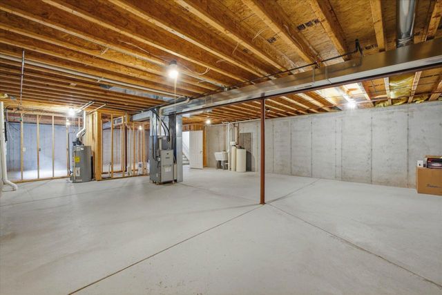 N28W6596 Alyce STREET, Cedarburg, WI 53012