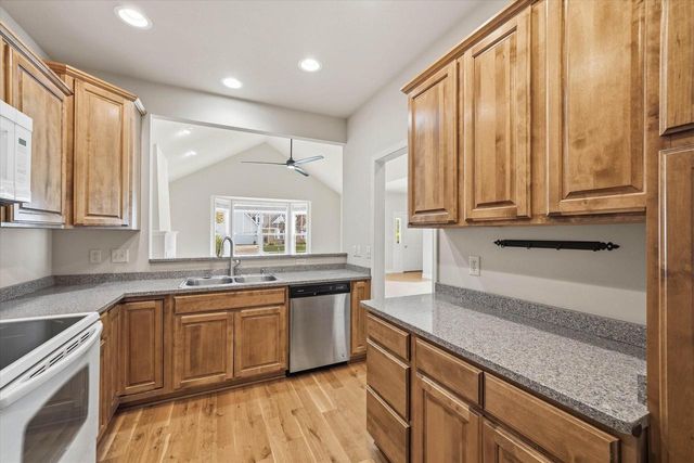 N28W6596 Alyce STREET, Cedarburg, WI 53012