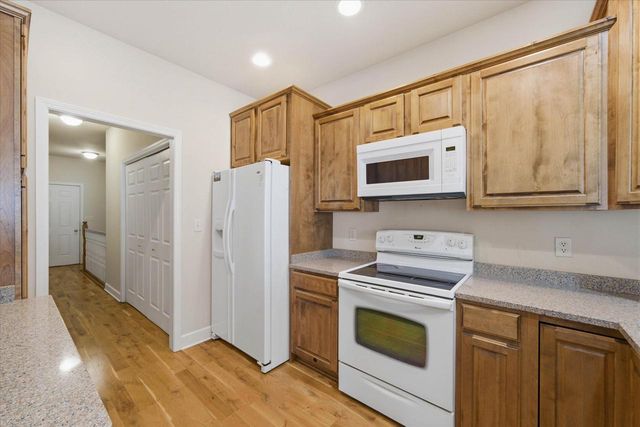 N28W6596 Alyce STREET, Cedarburg, WI 53012