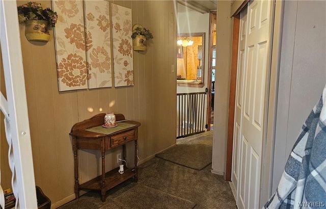 8150 West Rivershore Drive, Niagara Falls, NY 14304