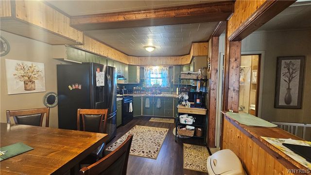 8150 West Rivershore Drive, Niagara Falls, NY 14304