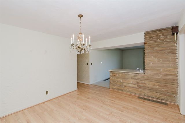 4390 Overland Trail, Kettering, OH 45429