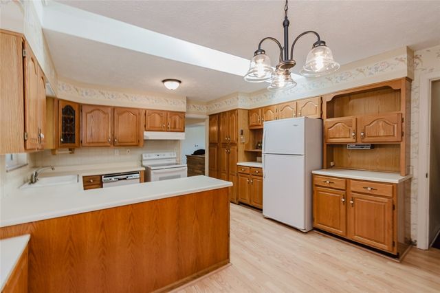 4390 Overland Trail, Kettering, OH 45429