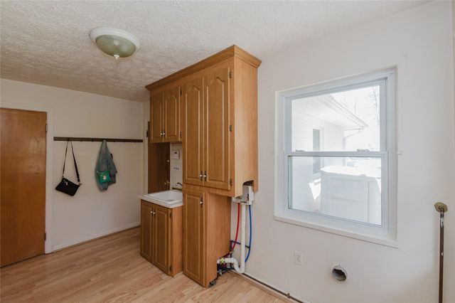 4390 Overland Trail, Kettering, OH 45429