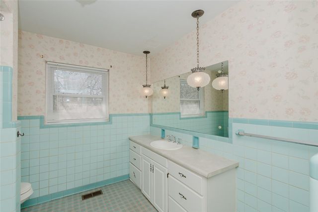 4390 Overland Trail, Kettering, OH 45429