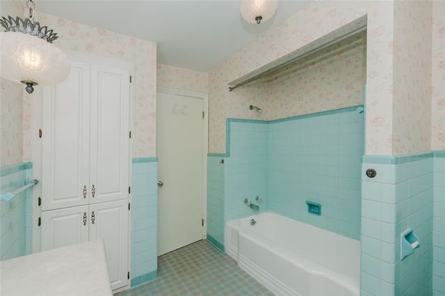 4390 Overland Trail, Kettering, OH 45429