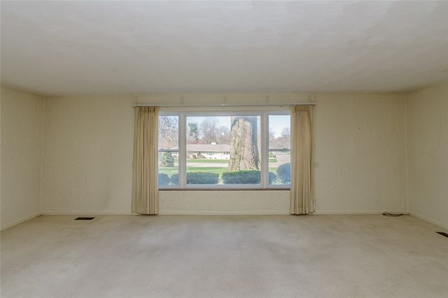 4390 Overland Trail, Kettering, OH 45429