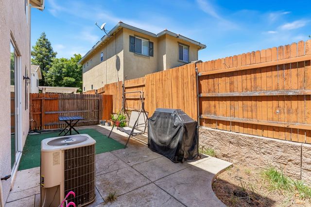 3359 Colchester Ave, Sacramento, CA 95834