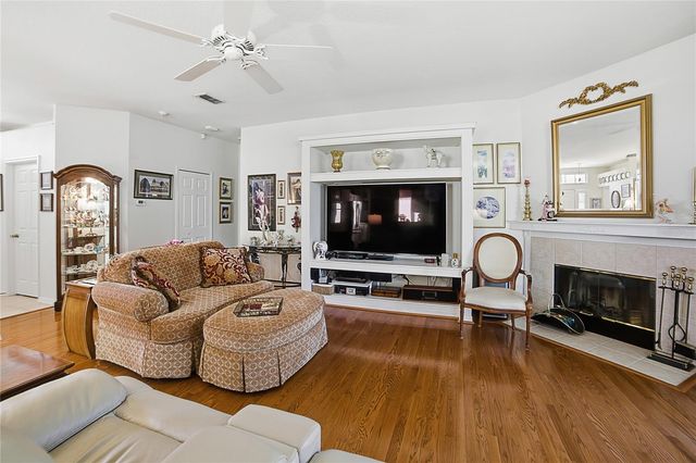 934 DEKLEVA DRIVE, Apopka, FL 32712