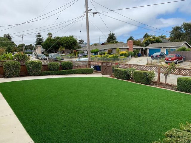 1915 Halterman Avenue, Santa Cruz, CA 95062