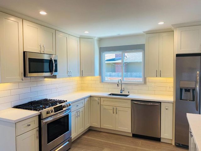 1915 Halterman Avenue, Santa Cruz, CA 95062
