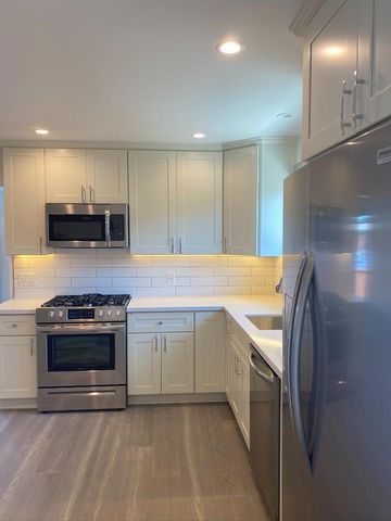 1915 Halterman Avenue, Santa Cruz, CA 95062